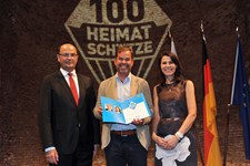 Heimatminister Albert Füracker und Kunstministerin Prof. Dr. med. Marion Kiechle prämieren 100 Heimatschätze